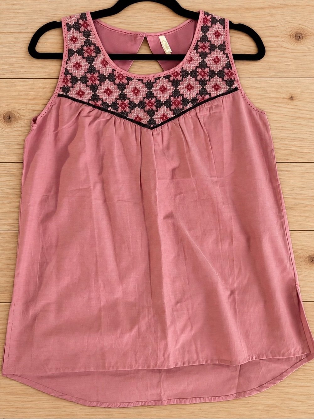 prAna Dusty Rose Embroidered Sleeveless Top Size Small Boho Cotton Blend